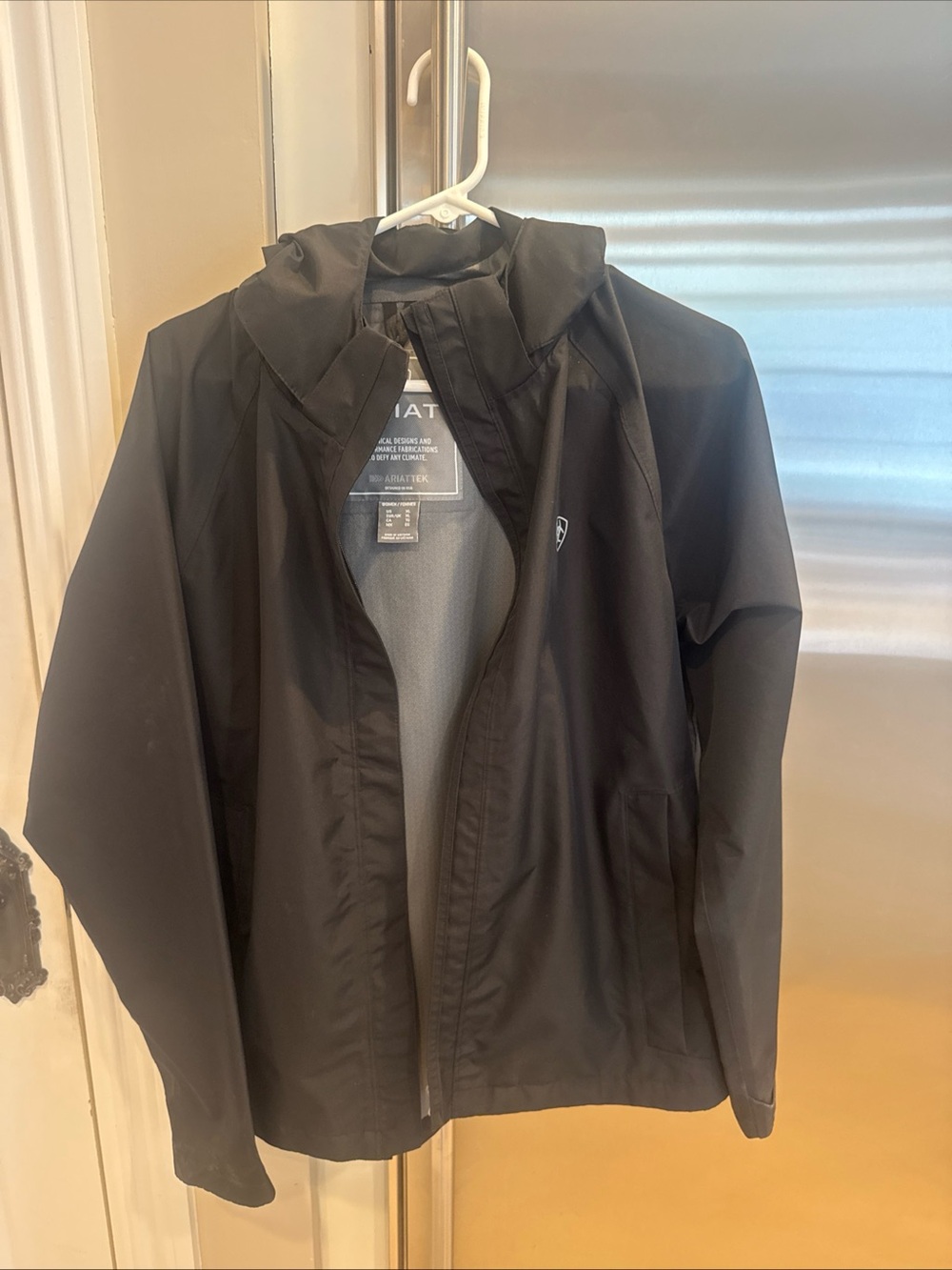 Ariat Women’s XL Black Hooded Raincoat Jacket Full Zip Packable